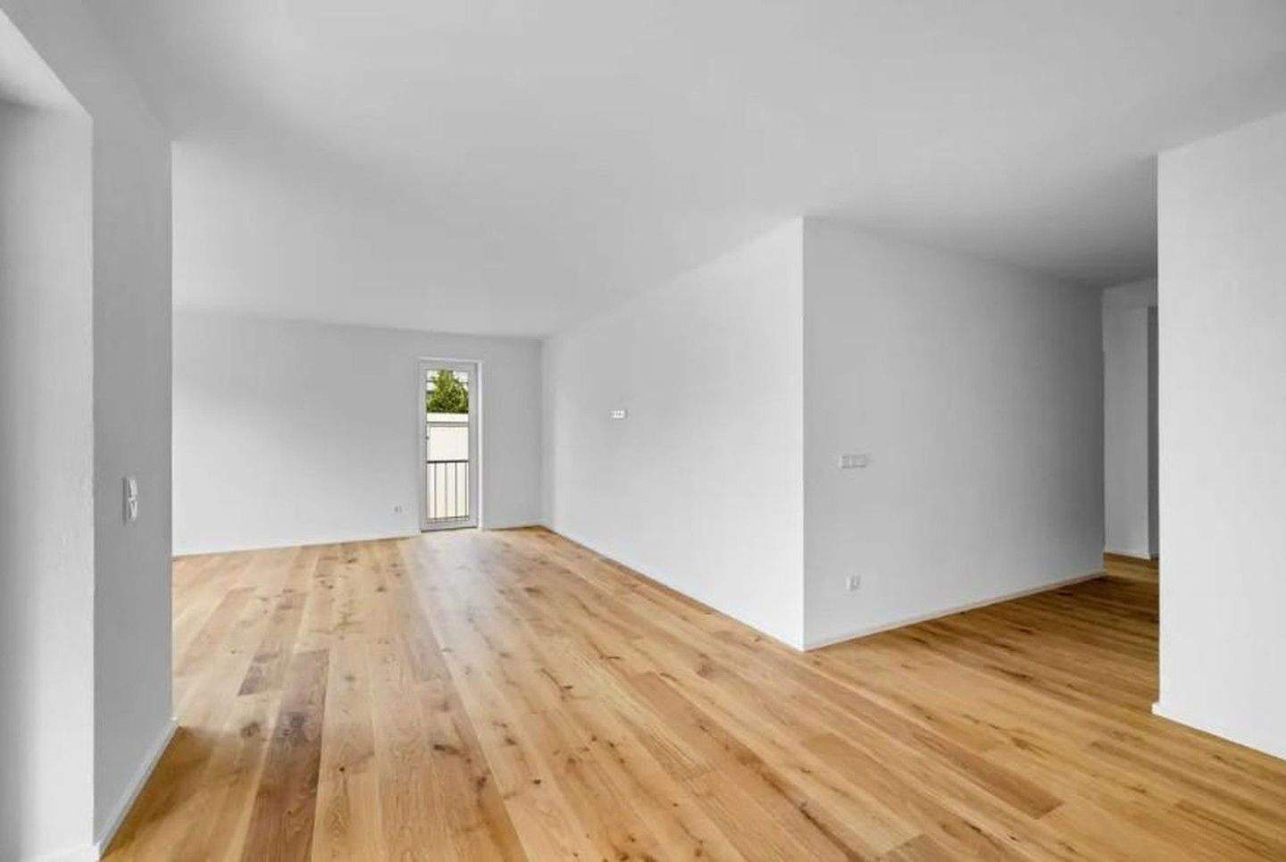 Modern. Hochwertig. Erstbezug nach Sanierung -Stilvolle 3-Zimmer-Wohnung mit 2 Balkonen in Dornstadt – Dornstadt – Bild 1 von 5