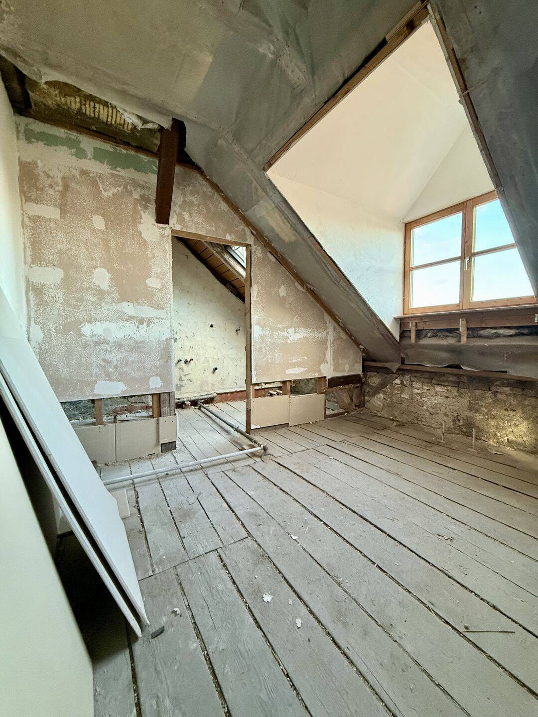 Dachgeschoss-Rohling im begehrten Antonsviertel, Augsburg - Gestalten Sie Ihr Traumzuhause! – Augsburg – Vorschaubild 3