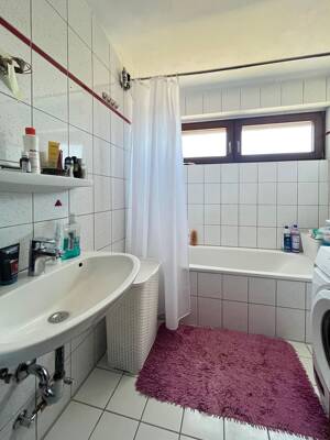 Großzügige 3-Zimmer-Wohnung im gepflegten 5-Familien-Haus – 71083 Herrenberg – Vorschaubild 6