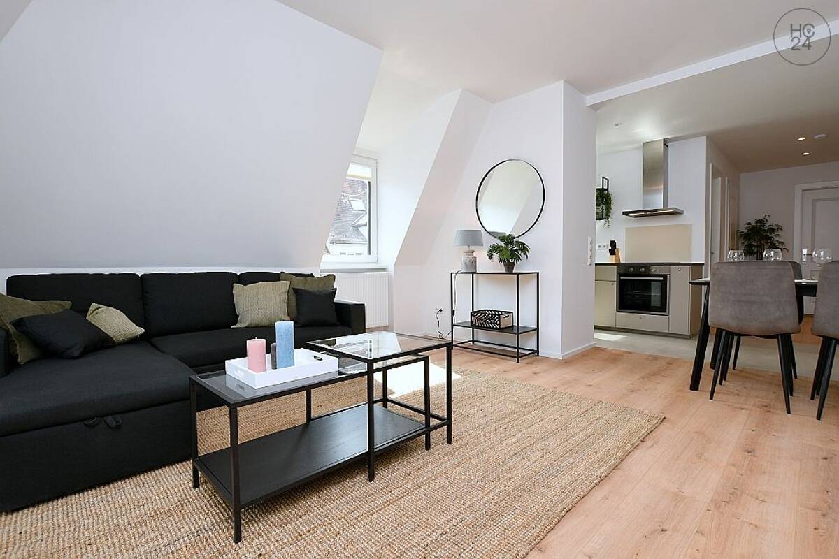 Wunderschön und stilvoll möblierte Wohnung mit Balkon im beliebten Stuttgarter Westen – 70563 Stuttgart – Bild 1 von 9