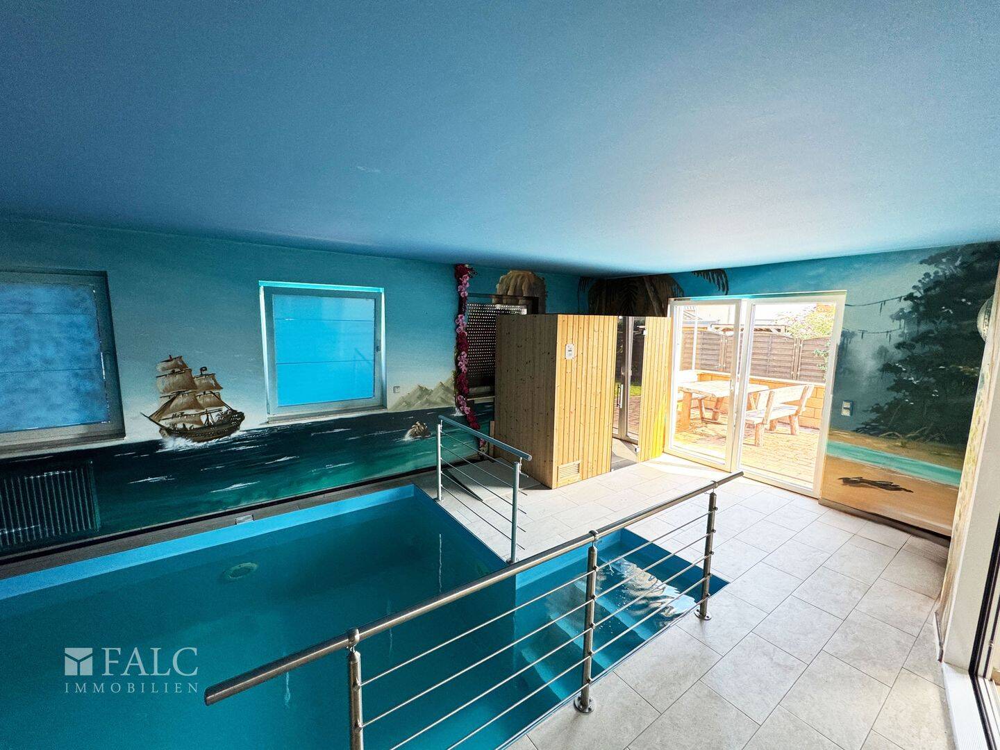 Seltenes EFH-Angebot in Biesdorf: Bj. 2015, Indoor-Pool, Sauna, PV-Speicher - jetzt 675.000 € – Berlin – Vorschaubild 3