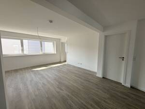 Großzügige 4,5-Zimmer-Wohnung mit Balkon & Doppelgarage – 74321 Bietigheim-Bissingen – Vorschaubild 3
