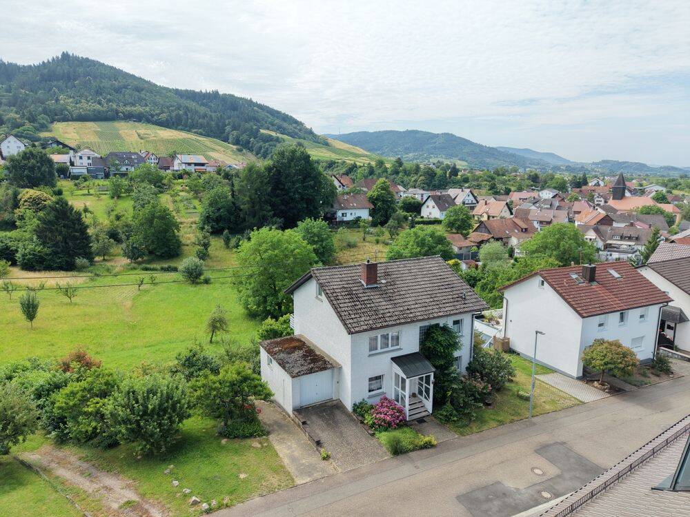 ***Solides Einfamilienhaus mit Blick ins Grüne in ruhiger Lage von Bühl-Eisental*** – Bühl – Vorschaubild 4