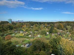 Weitblick über Kiel - Geräumige 3,5 Zimmer mit Balkon – 24147 Kiel – Vorschaubild 1