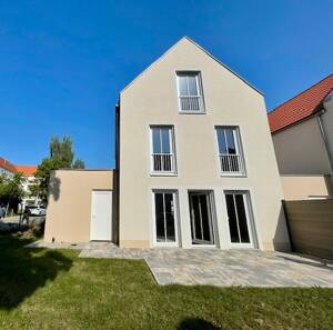 Eilenburg, Top-Kaufpreis für´s schlüsselfertiges EFH in KfW 55 Effizienz Standard gebaut, inkl. Garage!