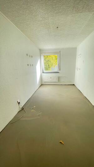 ACHTUNG SOMMERAKTION ! Sonnige 4,5 - Raum - ETW mit Wohnküche und Balkon in E- Katernberg ! – 45327 Essen – Vorschaubild 8