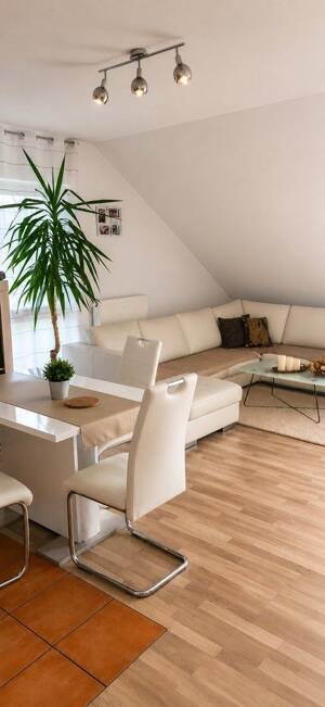 Schöne 3-Zimmer Dachgeschoss Wohnung in Bielefeld AdL (19) mit Wohnberechtigungsschein – 33609 Bielefeld – Vorschaubild 5