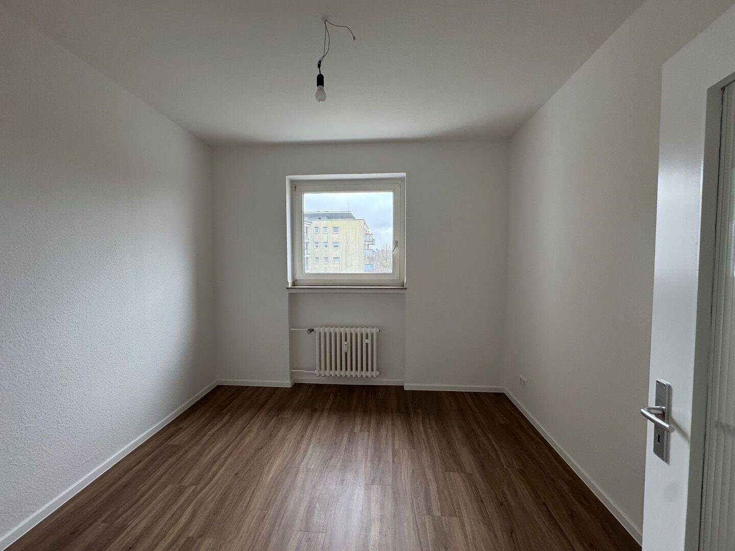 *** Erstbezug nach Sanierung! Wunderschöne 3-4 Zimmerwohnung Nähe Grafenberger Wald *** – Düsseldorf – Vorschaubild 7