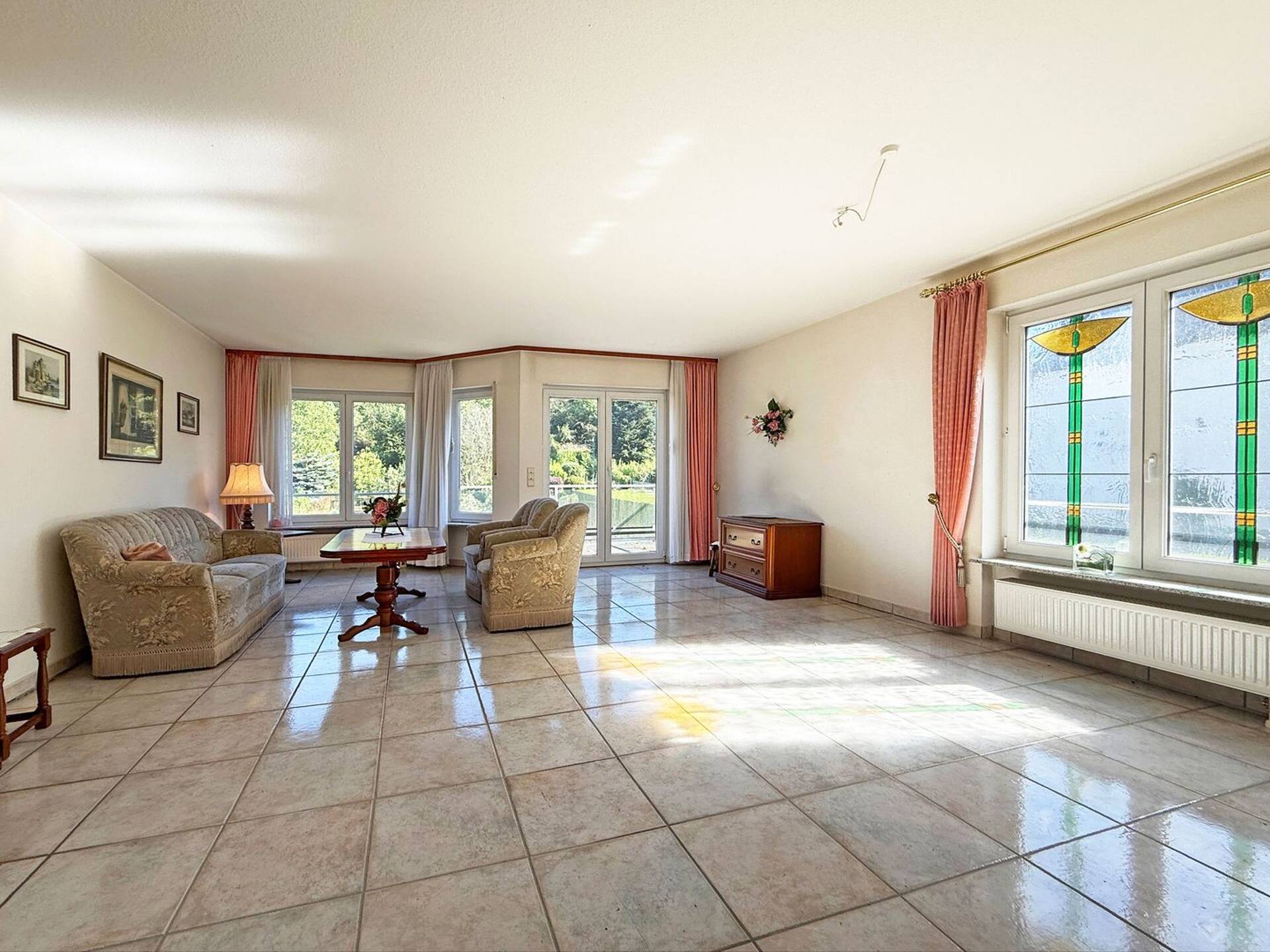 Etagenwohnung in 56077 Koblenz mit 115 m² kaufen