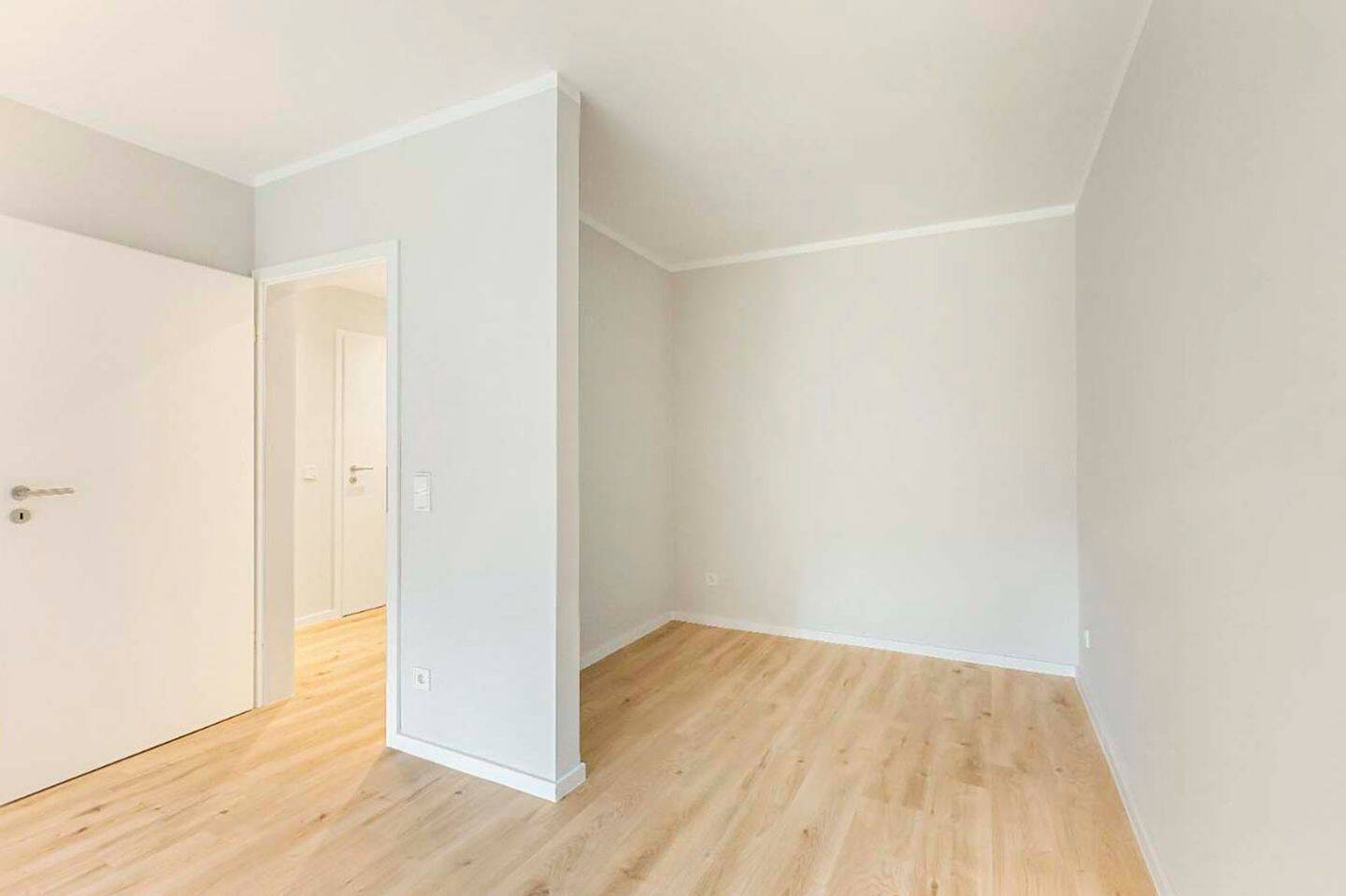 1-Zimmer-Erdgeschosswohnung mit Einbauküche in gefragter Neusser Lage – Neuss – Vorschaubild 5