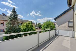 +++ zentral & ruhig - sonniger Süd-Balkon - hochwertig modernisiert - Einbauküche-Übernahme möglich +++ – 70439 Stuttgart – Vorschaubild 4
