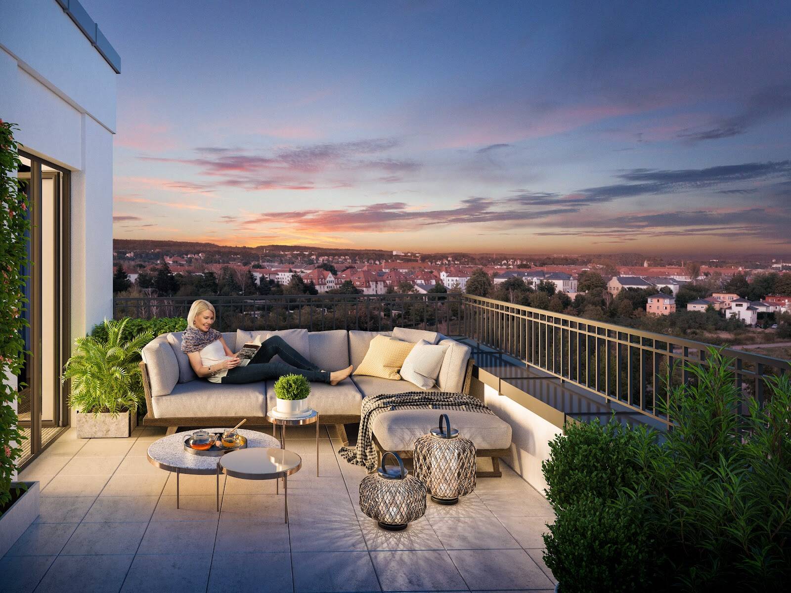 Sonnige Terrasse mit dem Blick über Dresden