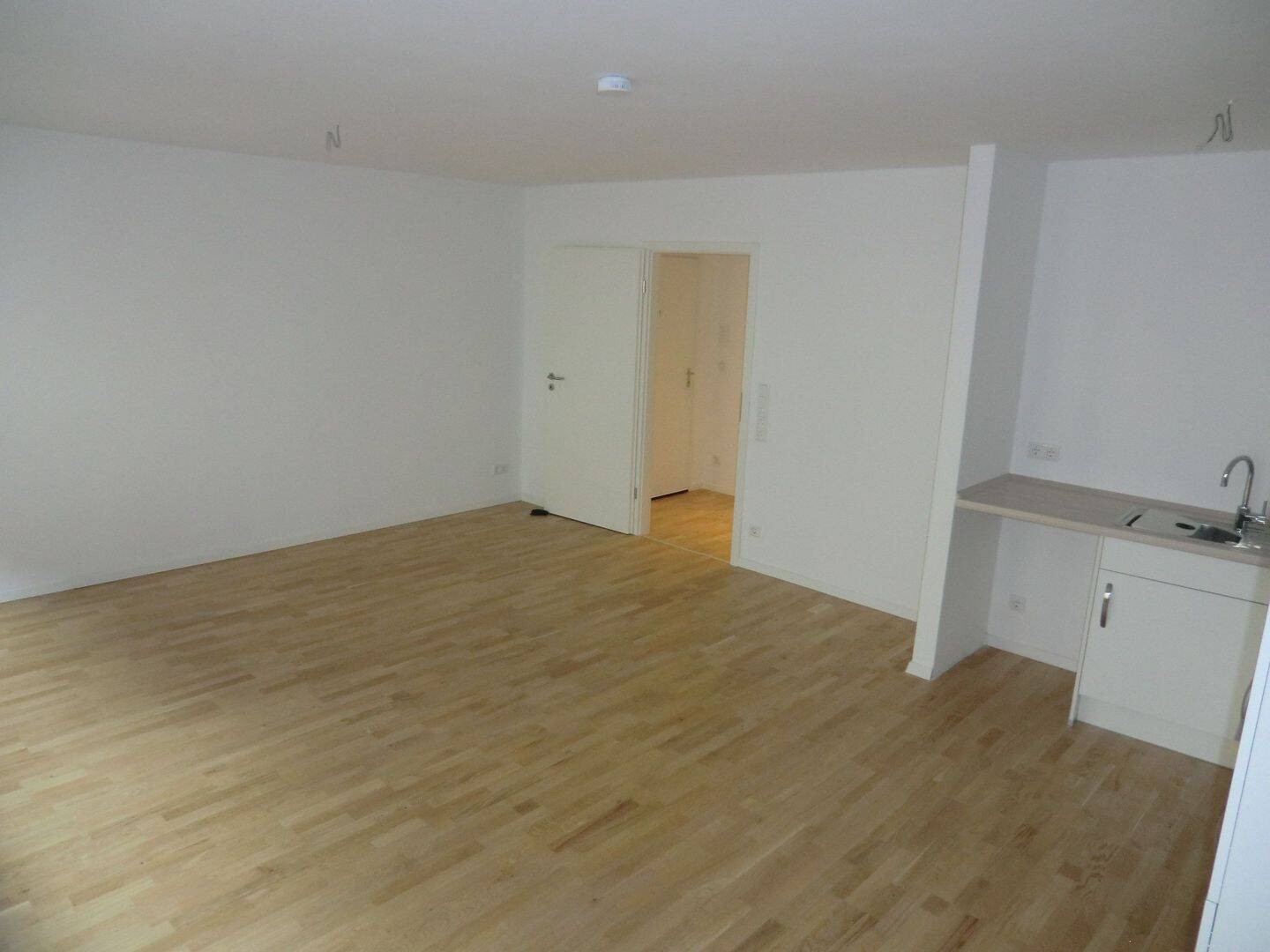 Innenstadtlage 2-Zimmer-Hochparterre-Wohnung in Nürnberg (Sebald) – Nürnberg – Vorschaubild 4