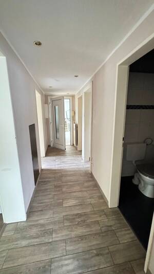*PROVISIONSFREI *  Zum Selbstbezug ab 01.06.2026 ! Ruhig gelegene 3,5  Zimmer- Wohnung mit Balkon ! – Am Wald 67 b, 40597 Stadtbezirk 9 – Vorschaubild 6