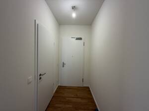 "Erstbezug" - moderne 3-Zimmer Wohnung- unweit der Dahme ***Sonnenbalkon***EBK***Lift*** – 12527 Berlin – Vorschaubild 2
