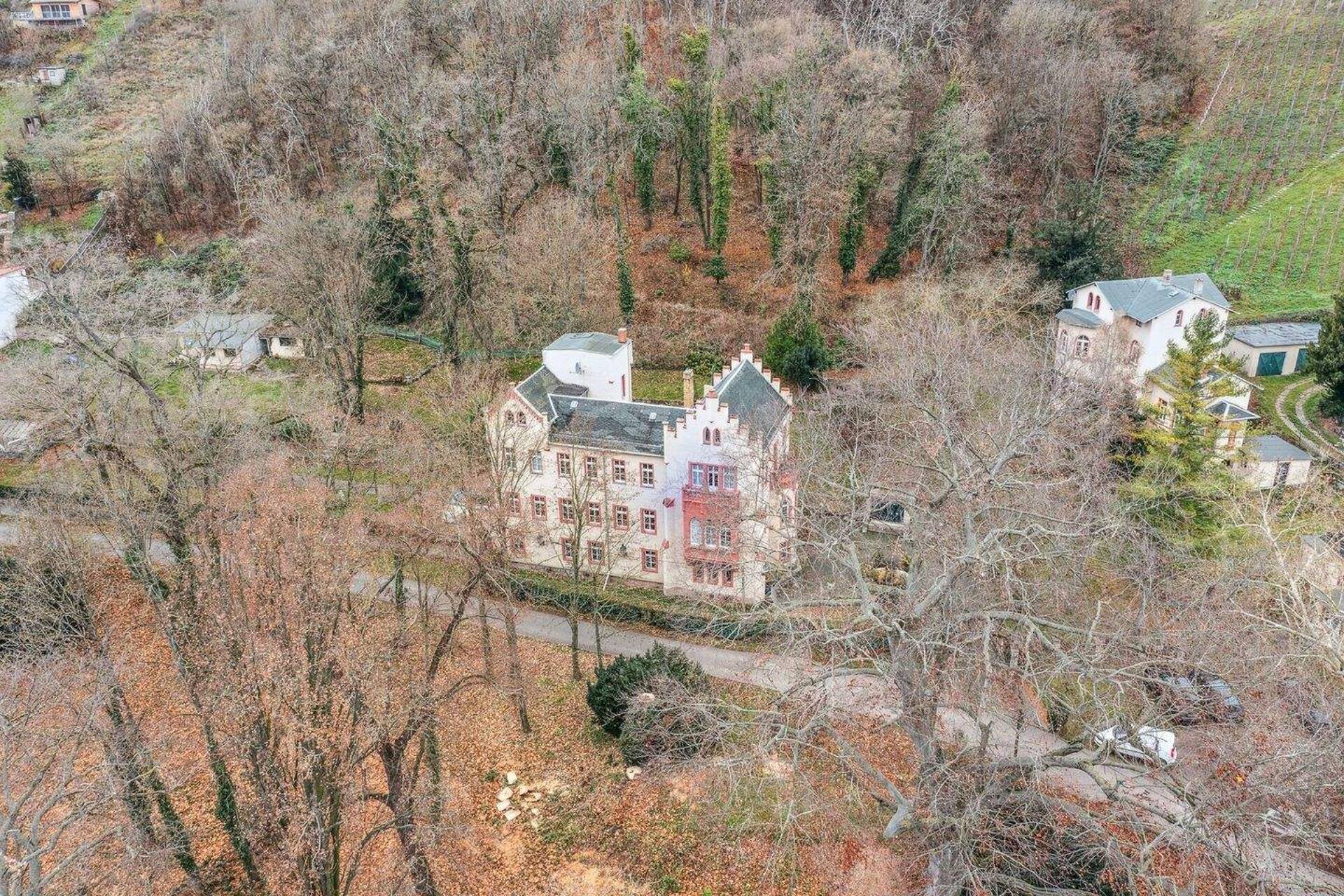Haus in 06618 Naumburg mit 1.130 m² kaufen