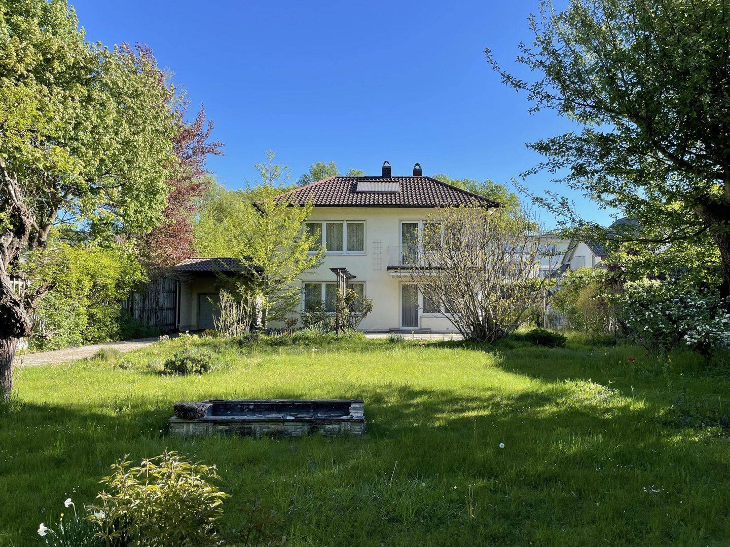 Solides Einfamilienhaus plus Bauland für Praxis/Büro - nah an Innenstadt und Nordbahnhof – Ingolstadt – Vorschaubild 2
