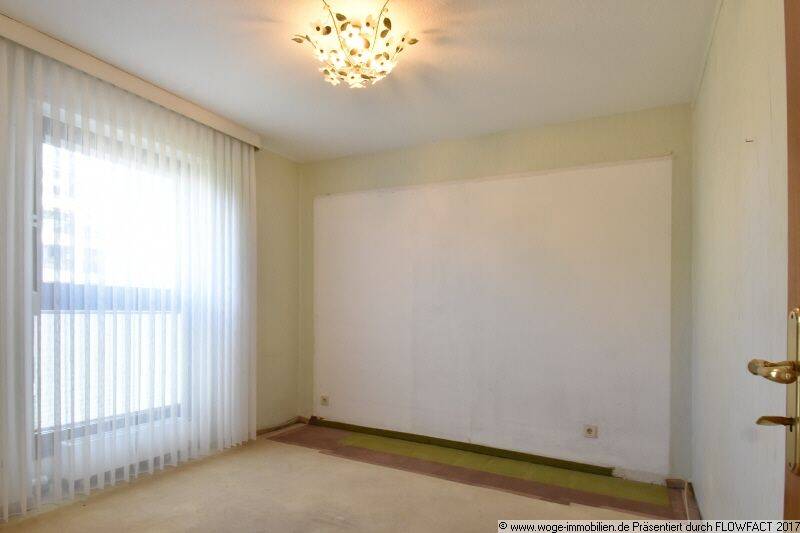 Sehr schöne, helle und freie 4-Zi-Whg mit Balkon und TG-Stellplatz, ohne Käuferprovision! – Nürnberg – Vorschaubild 8