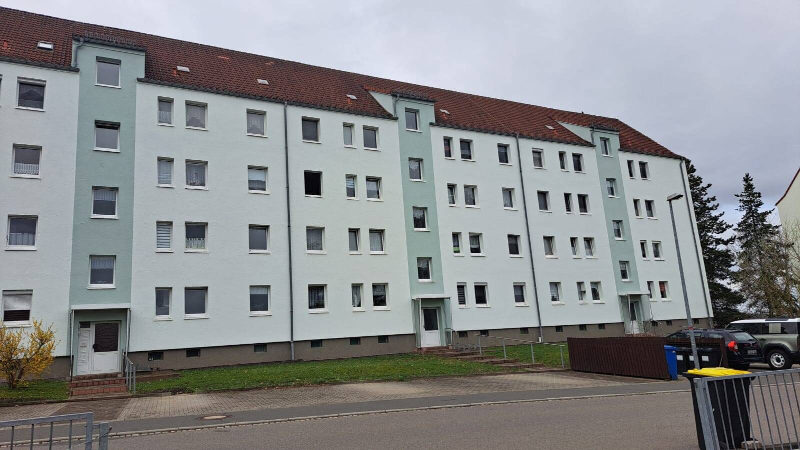 3- Raumwohnung in Halsbrücke mit Stellplatz zu vermieten