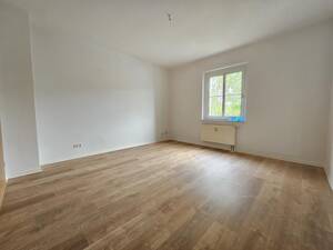 Nicht lange zögern anfragen! / Dont hesitate just send an enquiry! – 8058 Zwickau – Vorschaubild 5
