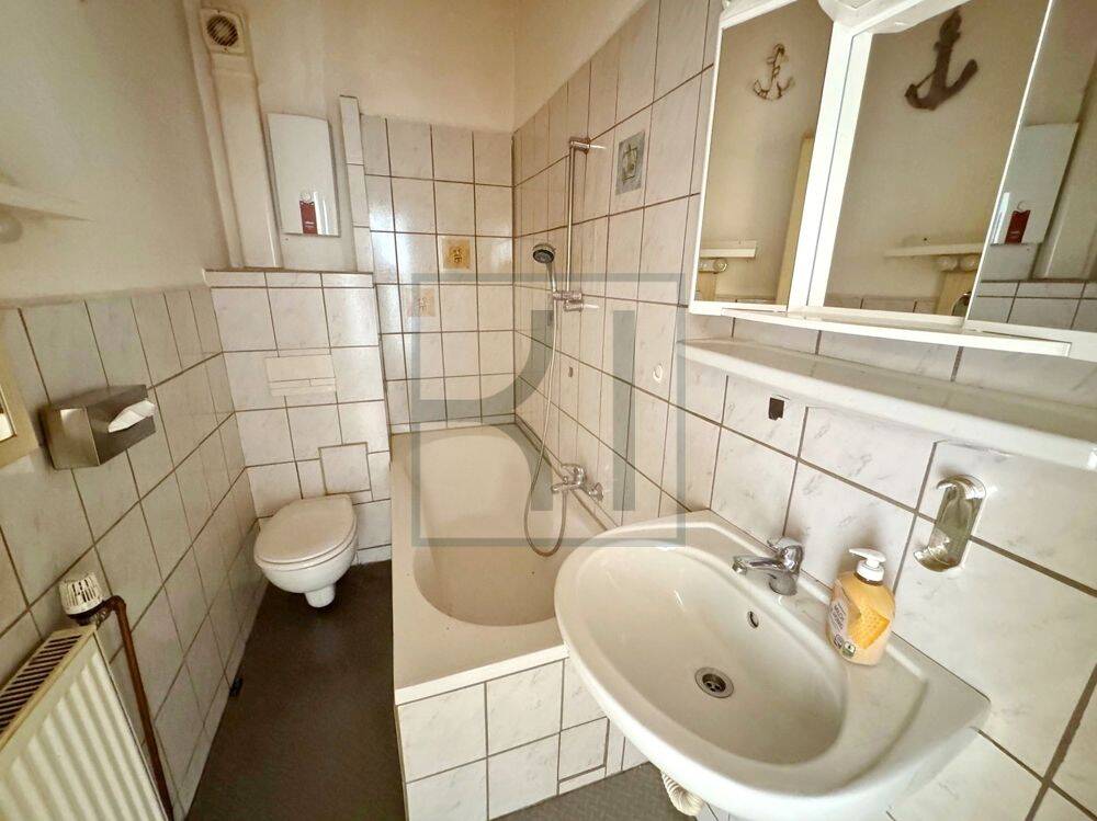RENOVIERUNGSBEDÜRFTIGE ZWEIZIMMERWOHNUNG IN ZENTRALER LAGE VON MARTEN – Dortmund – Vorschaubild 6