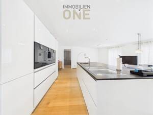 4-Zimmer-Traumwohnung mit großer Südterrasse - Exklusives Wohnerlebnis in Bestlage! – 93051 Regensburg – Vorschaubild 3