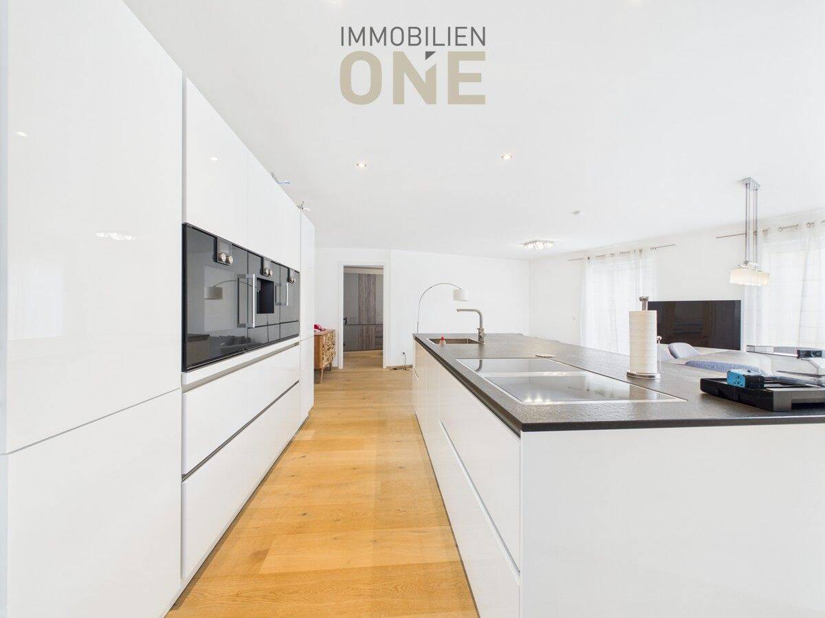 4-Zimmer-Traumwohnung mit großer Südterrasse - Exklusives Wohnerlebnis in Bestlage! – Regensburg – Vorschaubild 3