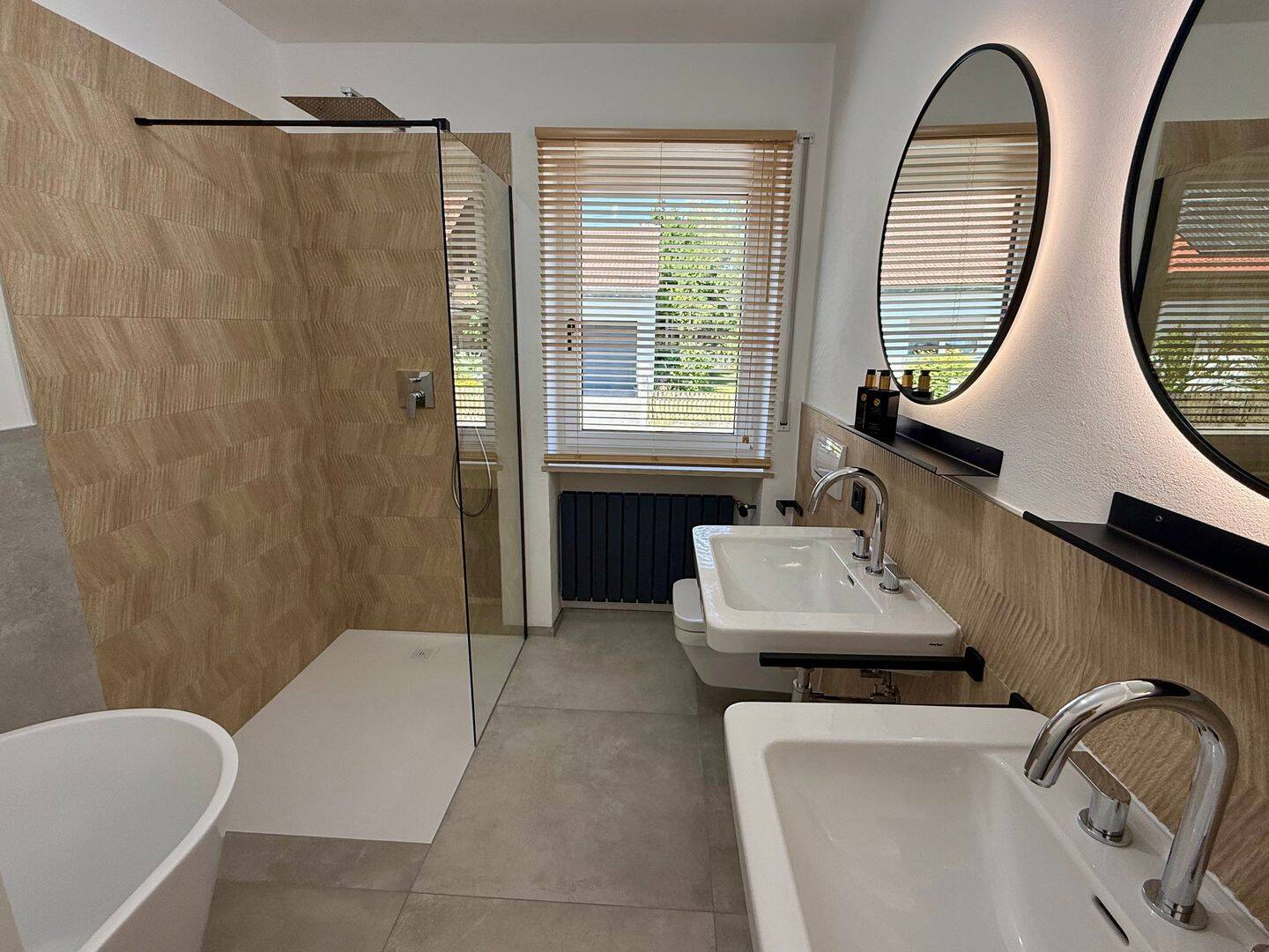Straßkirchen, modernisierter Bungalow, Ortskern 94342, ruhige schöne Siedlung – Straßkirchen – Vorschaubild 9