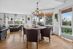 Zweifamilienhaus mit Einliegerwohnung und Doppelgarage am Ulmer Eselsberg – 89075 Ulm – Vorschaubild 2
