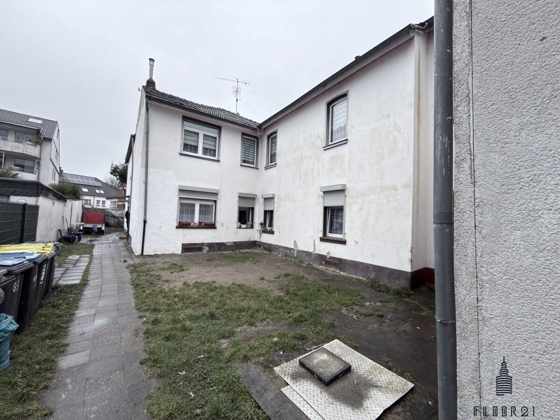 Mehrfamilienhaus in 51067 Köln mit 388 m² kaufen