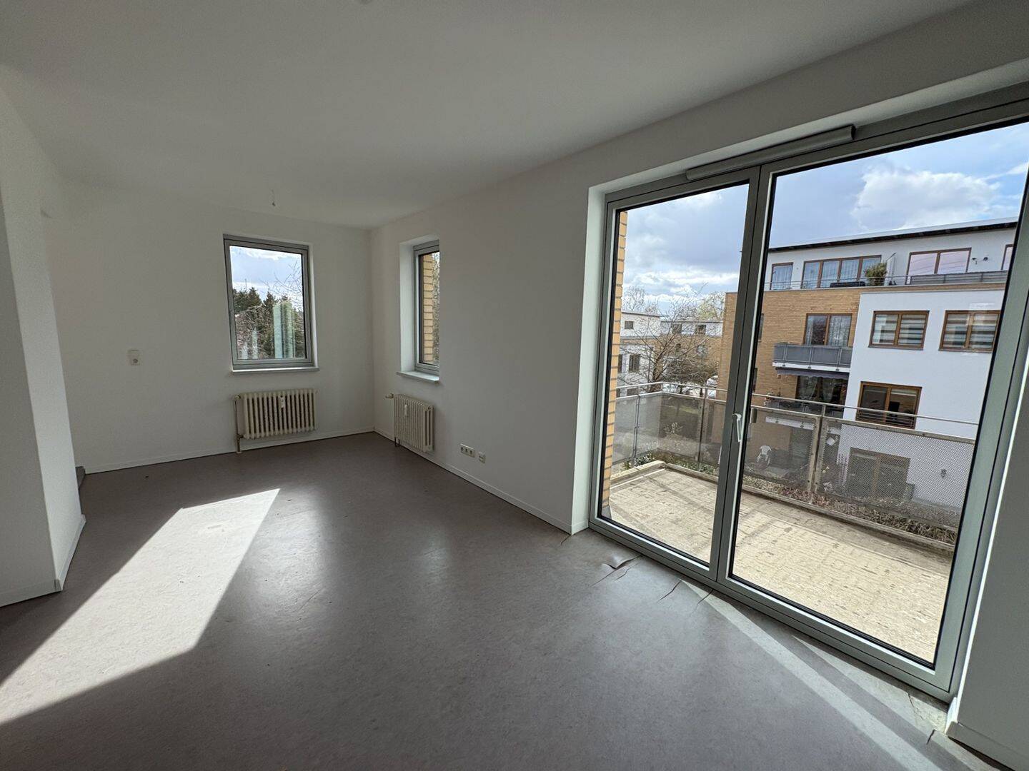 Charmante und sonnige 3 Zimmer Wohnung in Berlin ** Provisionsfrei** – Berlin – Vorschaubild 4
