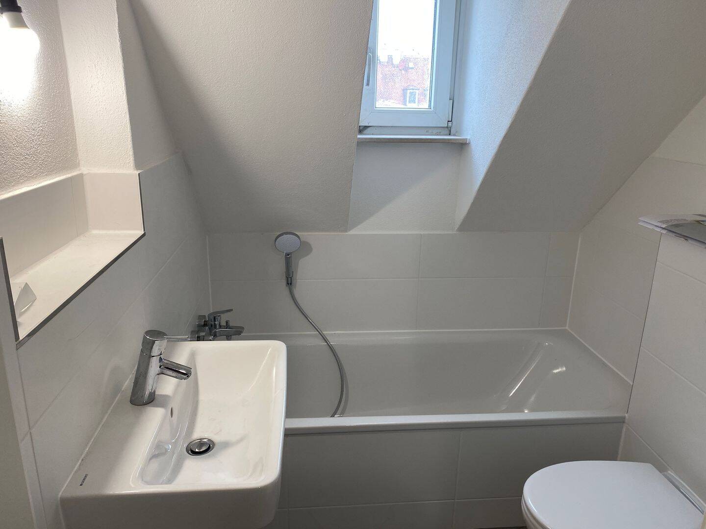 Neu renovierte 2-Zimmer-Wohnung in zentraler Lage – München – Vorschaubild 6