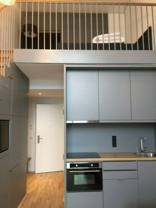 Hochwertiges Galerieapartment, möbliert mit Fitnessraum – München – Vorschaubild 3