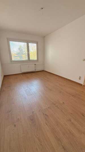 3-Zimmer-Wohnung-bezugsfrei-Gepflegte Wohnung mit sehr gutem Grundriss, Balkon und Aufzug – 14169 Berlin – Vorschaubild 5