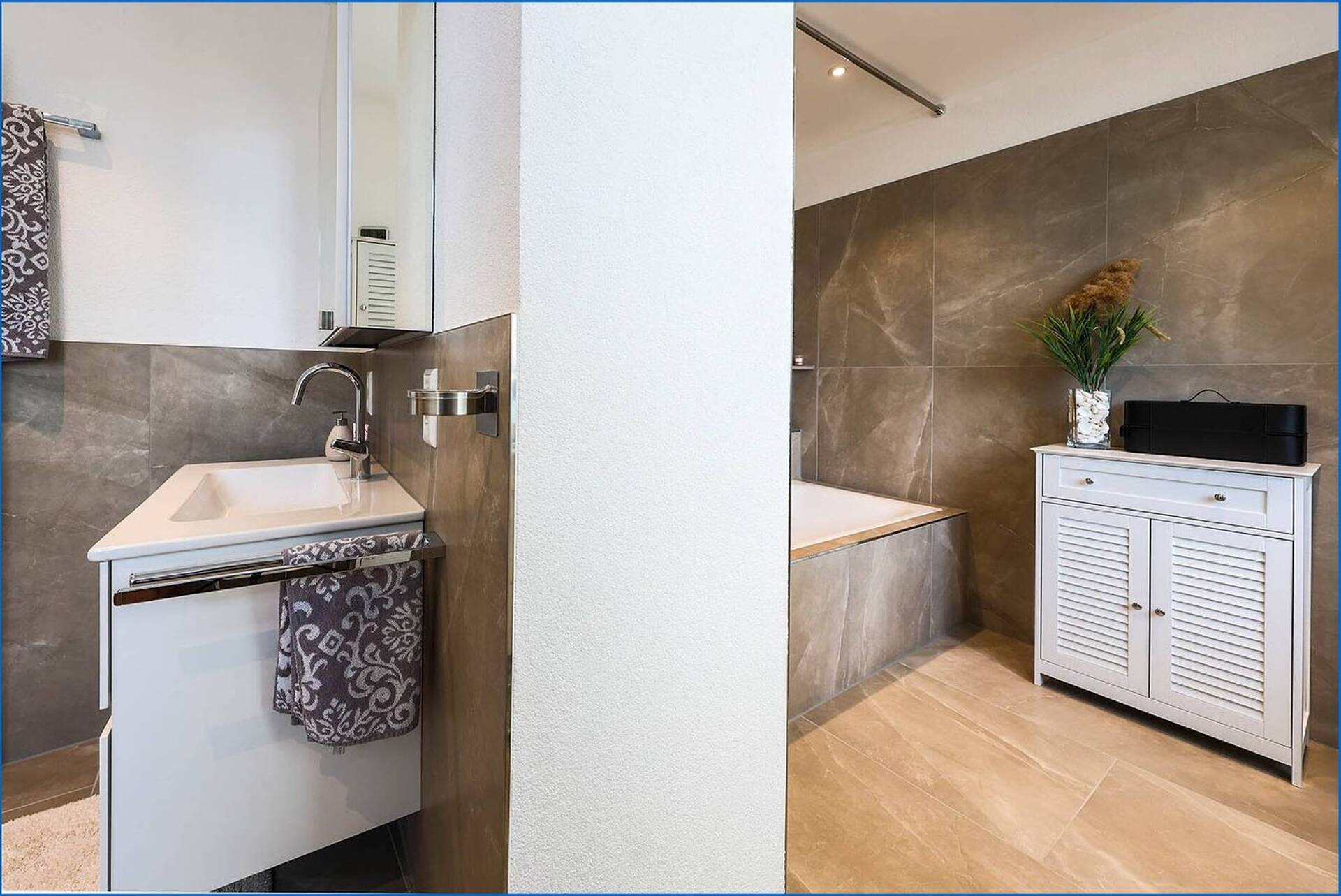 Terrassenwohnung in 78315 Radolfzell am Bodensee mit 185 m² kaufen