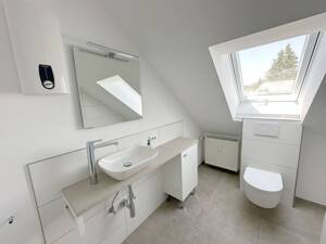 Moderne, kernsanierte 3-Zimmer-Wohnung im Dachgeschoss mit Top-Energiewerten – 54296 Trier – Vorschaubild 8