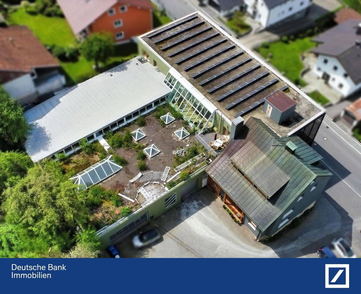 Provisionsfrei! Top Anlageobjekt! 6 Wohnungen, Großküche, Lagerfläche, 11kWh-PV-Anlage - Freyung – Freyung – Vorschaubild 2