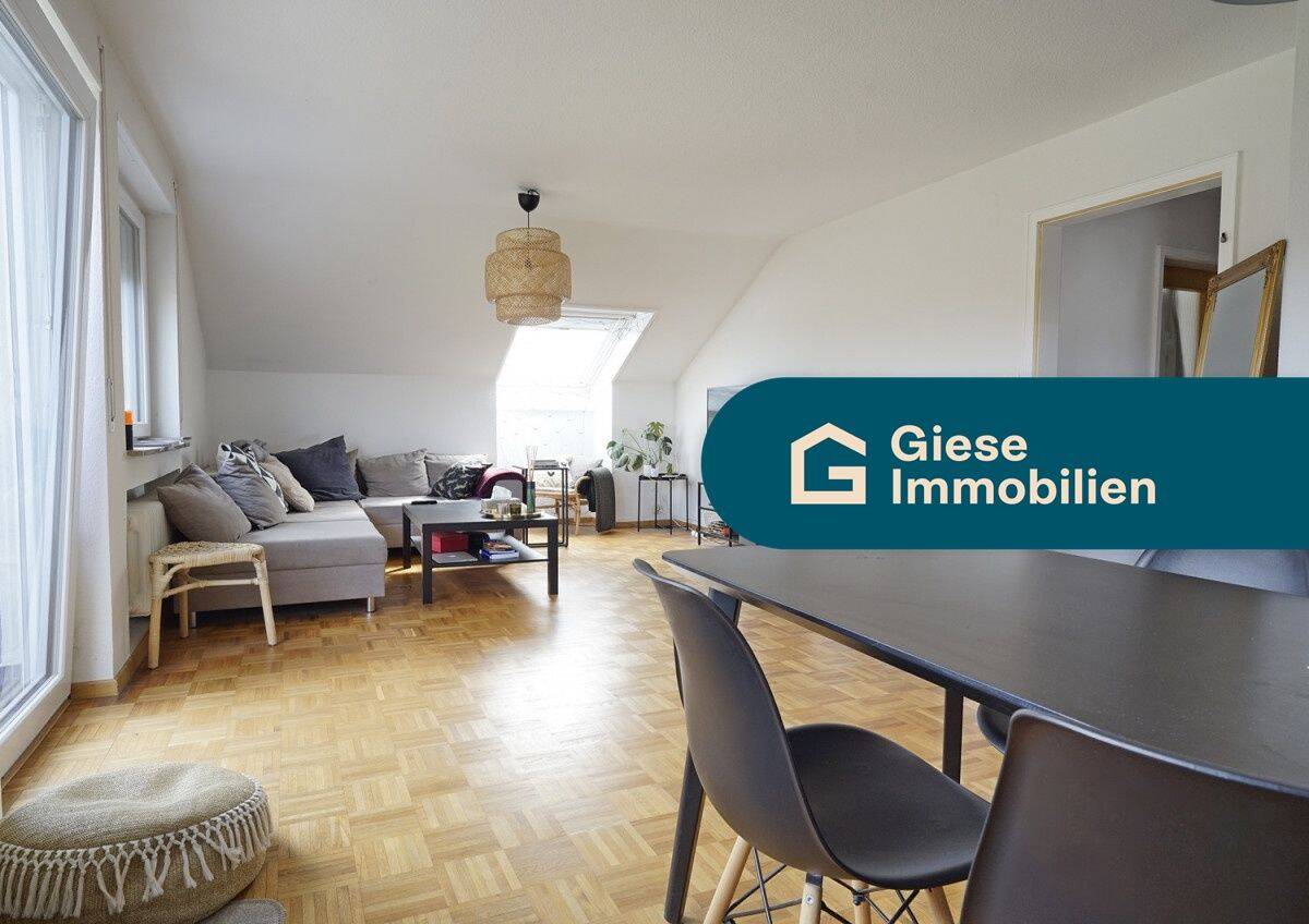Charmante DG-Wohnung mit EBK und Balkon in S-Büsnau
