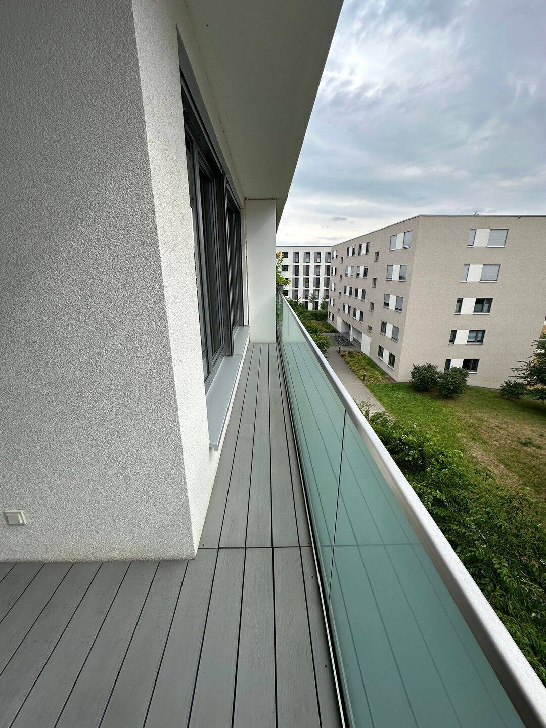Familienfreundliche 4-Raumwohnung mit Balkon, Gäste-WC und separatem Waschmaschinenraum – Leipzig – Vorschaubild 3