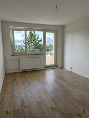 Arnold-Zweig-Straße 143, 3.OG Rechts