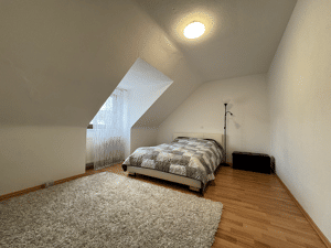 Vermietete 3-Zimmer-Dachgeschosswohnung in ruhiger Lage von Essen-Schonnebeck – 45309 Essen – Vorschaubild 3