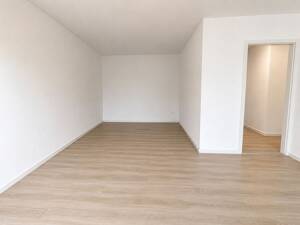 Renovierte 2-Zimmer-Wohnung mit Balkon in Düsseldorf/Bilk – 40225 Düsseldorf – Vorschaubild 2