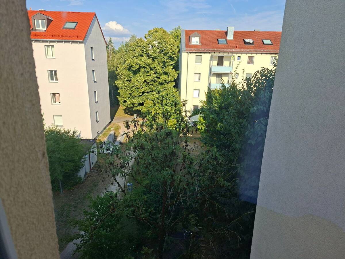Ersteinzug nach Renovierung in Ingolstadt: renovierte und Möblierte 3-Zimmer-Wohnung – 85057 Ingolstadt – Bild 1 von 9