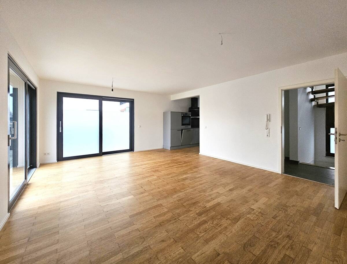 EFH mit ELW zum Selbstbezug/Kapitalanlage, KfW 55, mit lukrativ vermieteter ELW – Ehingen (Donau) – Vorschaubild 2