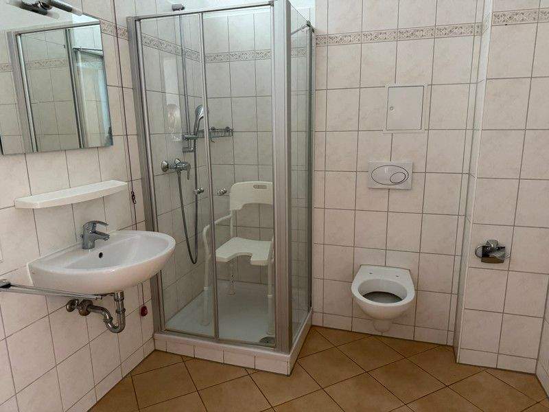 Betreutes Wohnen - 2 Zimmer - große Wohnküche - Balkon - Aufzug – Leipzig – Vorschaubild 3