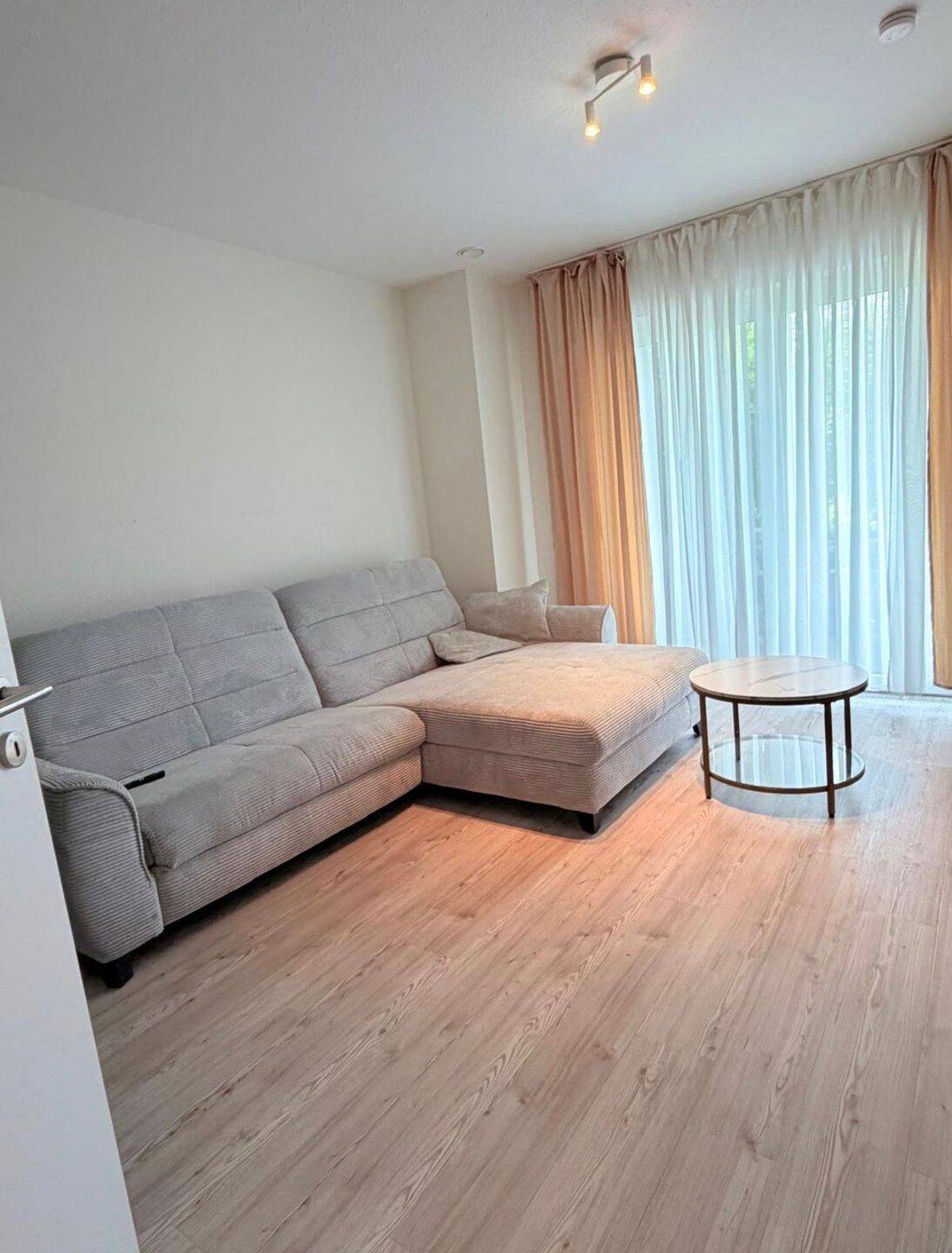Möblierte Wohnung in guter Lage zu vermieten. – Osnabrück – Vorschaubild 3