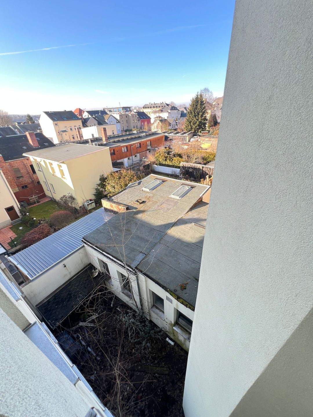 Stadthaus mit großem Potenzial und vielseitigen Nutzungsmöglichkeiten, das darauf wartet, wieder mit neuem Leben erfüllt zu werden. – Reichenbach – Vorschaubild 6