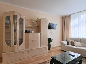 (EF1401_M) Erfurt: Andreasvorstadt, geschmackvoll möblierte 2-Zimmer-Wohnung mit ruhigem Balkon – 99089 Erfurt – Vorschaubild 2