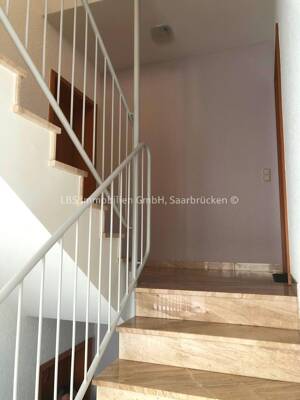 Lichtdurchflutete 2ZKB Mietwohnung mit Einbauküche und Balkon in Uchtelfangen – 66557 Illingen – Vorschaubild 6