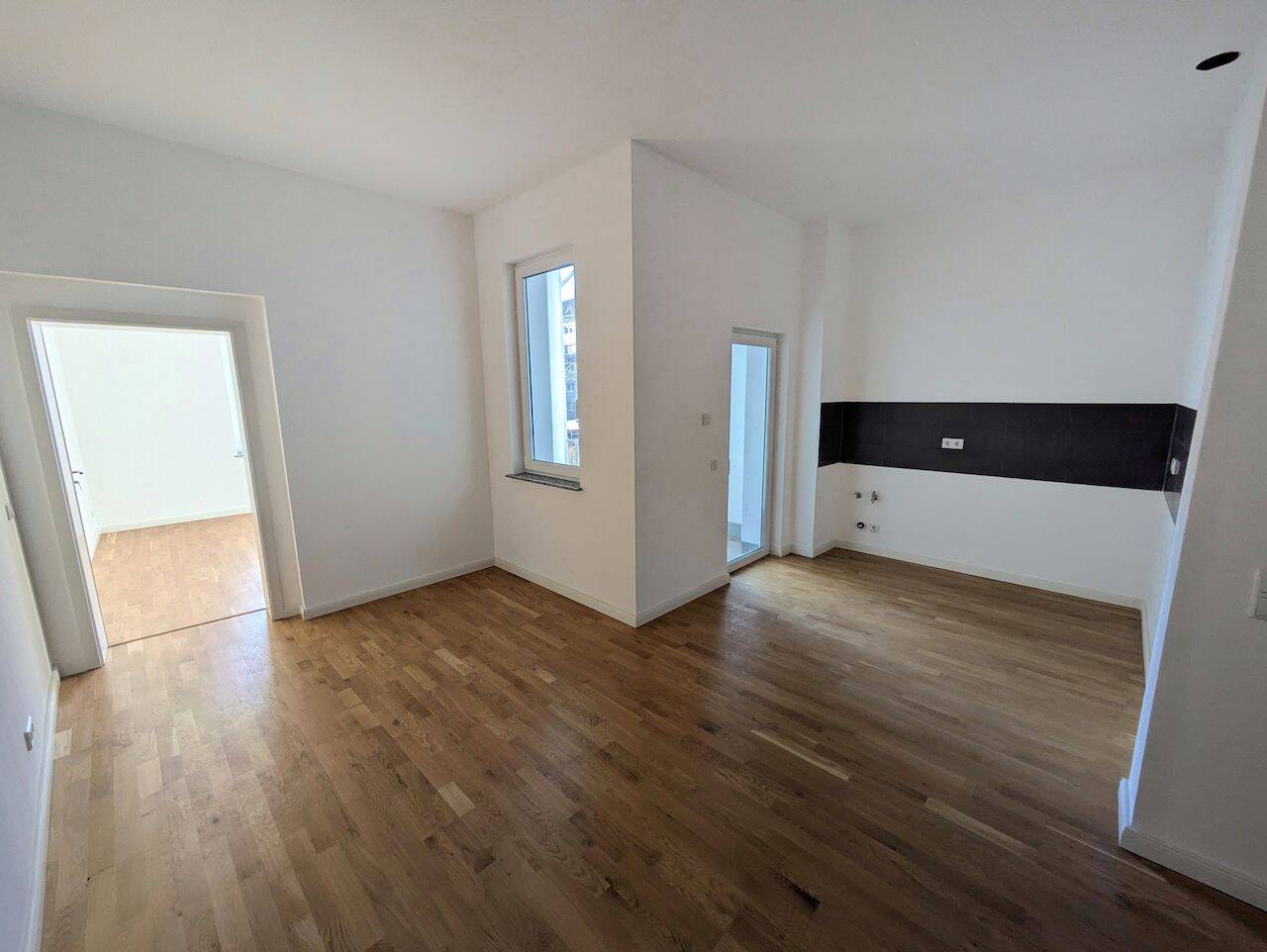 ++ charmante, renovierte 2,5-Raum Wohnung im 1. Obergeschoss - Balkon, modernes Badezimmer ++ – Chemnitz – Vorschaubild 8
